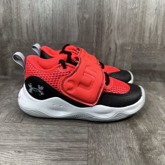 Under Armour Other - Under Armour Zone BB 2 Kids size 12 Red Black Basketball Shoes